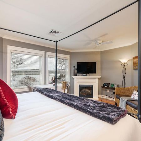 Lookout Point Lakeside Inn Χοτ Σπρινγκς Εξωτερικό φωτογραφία