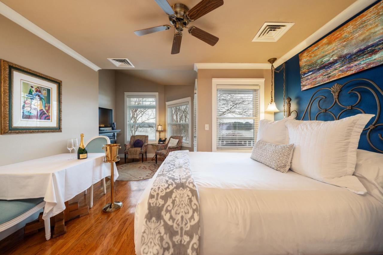 Lookout Point Lakeside Inn Χοτ Σπρινγκς Εξωτερικό φωτογραφία