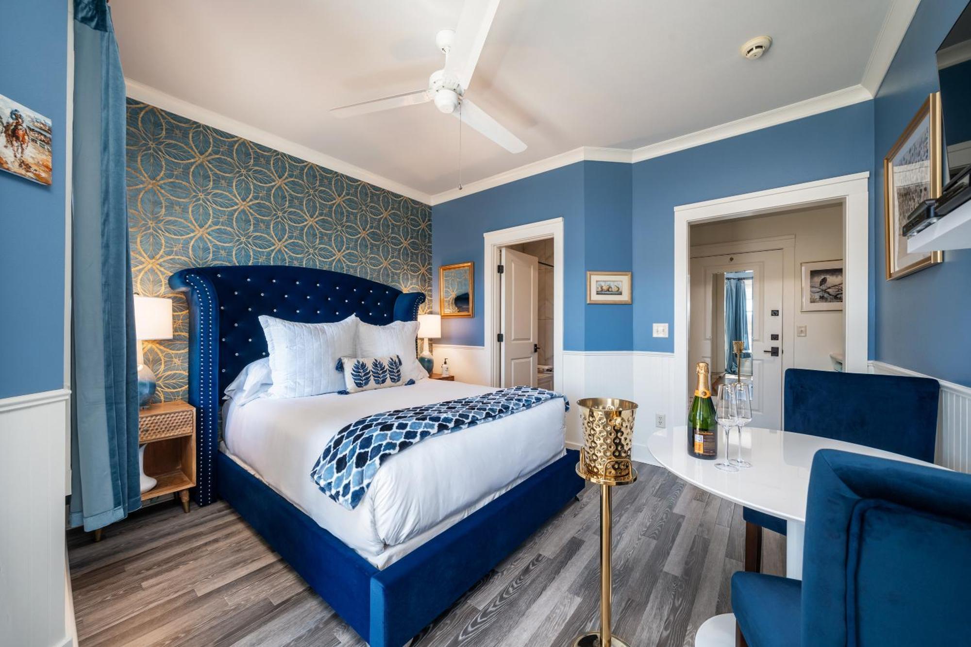 Lookout Point Lakeside Inn Χοτ Σπρινγκς Εξωτερικό φωτογραφία