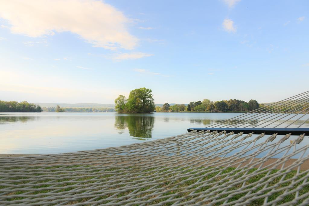Lookout Point Lakeside Inn Χοτ Σπρινγκς Εξωτερικό φωτογραφία