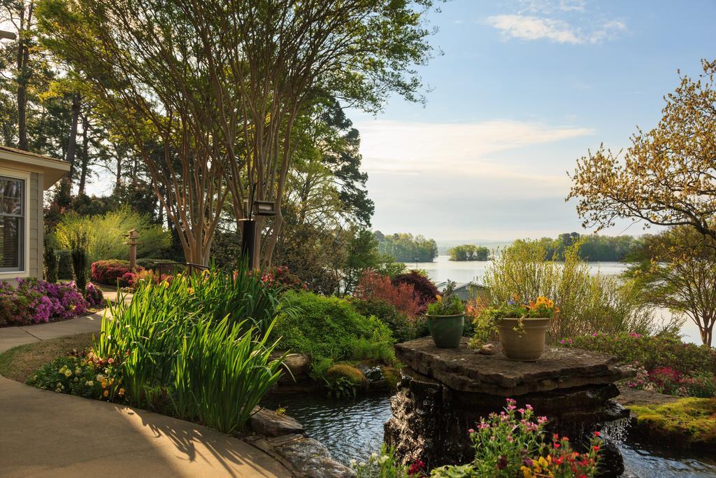 Lookout Point Lakeside Inn Χοτ Σπρινγκς Εξωτερικό φωτογραφία